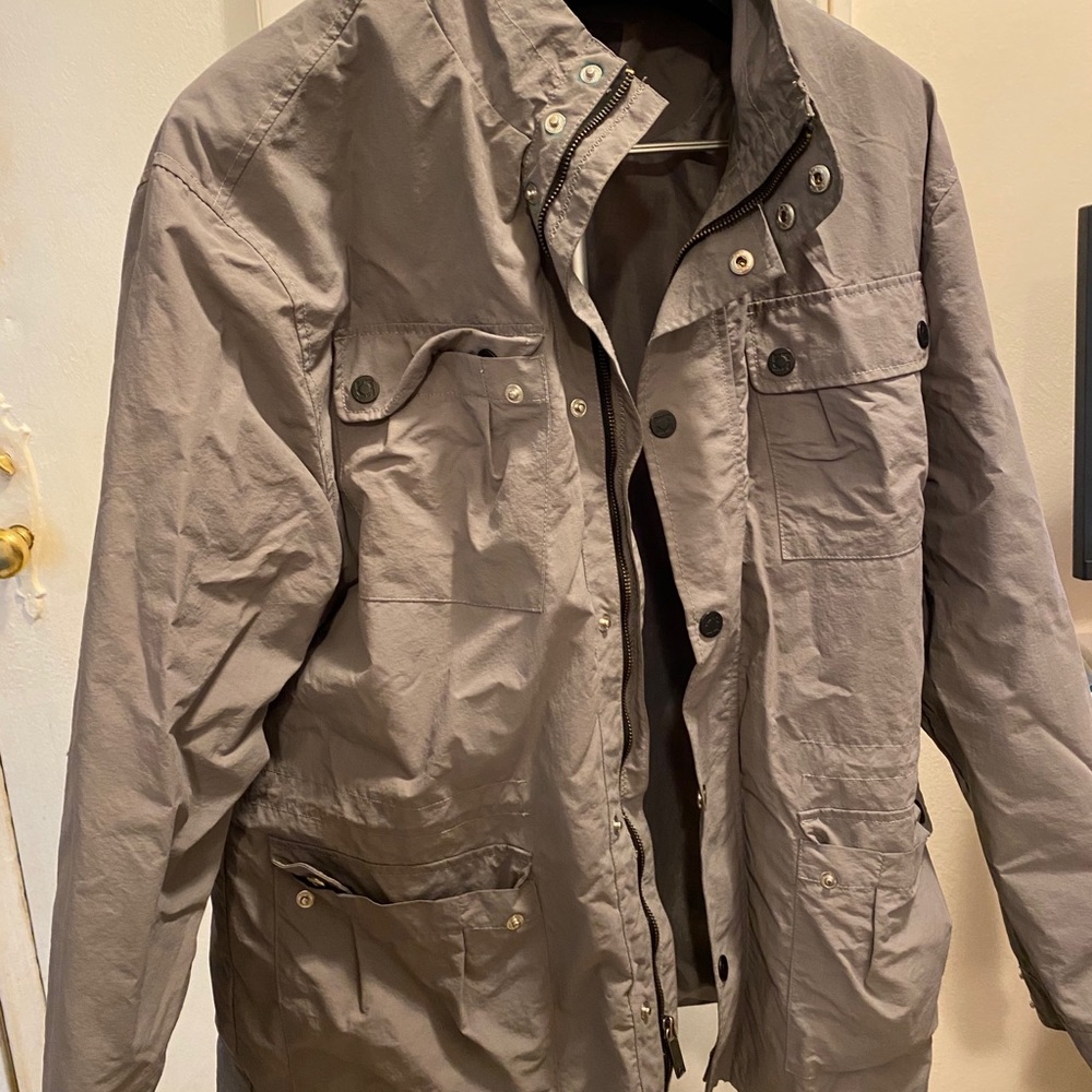 Kenneth Cole Men’s Lightweight jacket